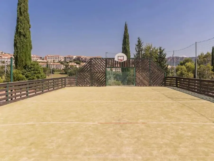 Apartment Village Cap Esterel, Piscine, Plage Saint-Raphael