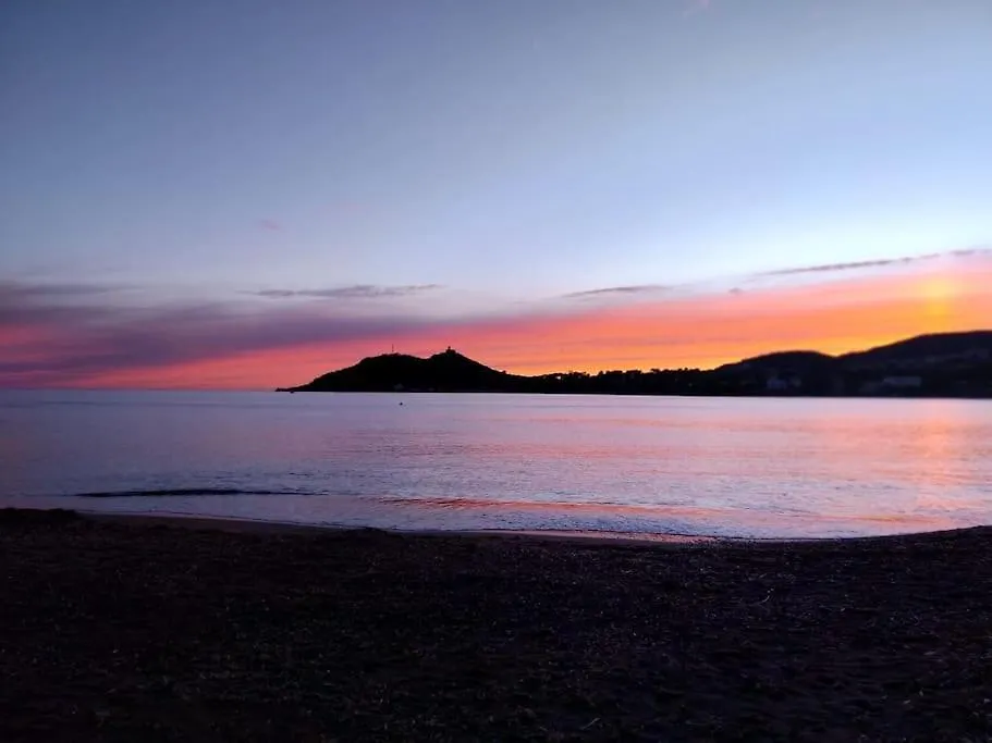 Village Cap Esterel, Piscine, Plage Saint-Raphael  Apartment Saint-Raphael (Var)
