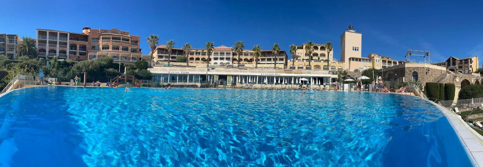 Village Cap Esterel, Piscine, Plage Saint-Raphael  0*, Saint-Raphael (Var)